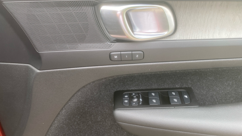 Volvo Xc40 1.5 T3 [163] Inscription Pro 5dr Geartronic Petrol Estate